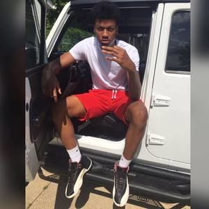 Meet your Posher, Jiannis